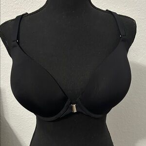 Soma 38D black racerback bra. Front latch. Good condition